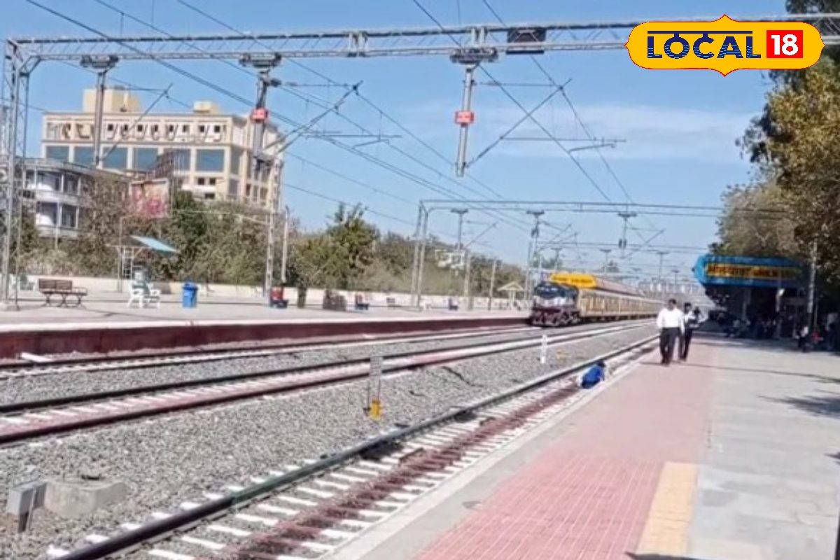 Train Cancelled: यात्रियों के लिए अलर्ट! रेलवे ने रूट्स में किया बड़ा  बदलाव, ये ट्रेनें रद्द, देखें लिस्ट - News18 हिंदी