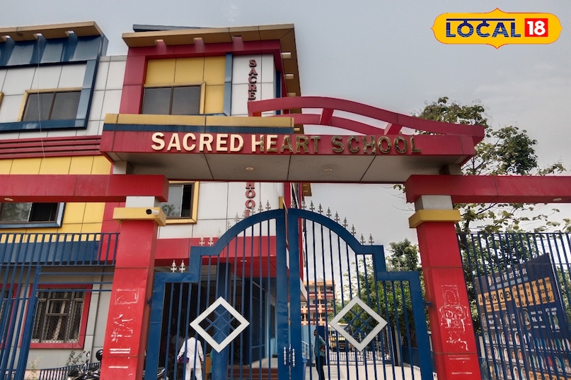 mau news, local news, latest news, up news, top 4 school, top mau school
