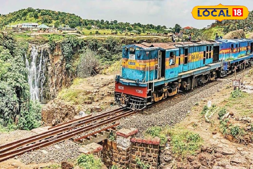 MP Heritage Train 2025, Patalpani to Kalakund Train, Heritage Railway Madhya Pradesh, Weekend travel train MP, Patalpani Waterfall train route, Kalakund heritage tourism, Best monsoon train journey, local18, khargone letest news, Madhya Pradesh hindi news 
