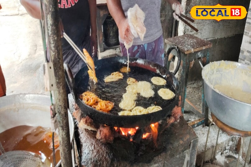 Do not thin thick paste for potato jalebi 