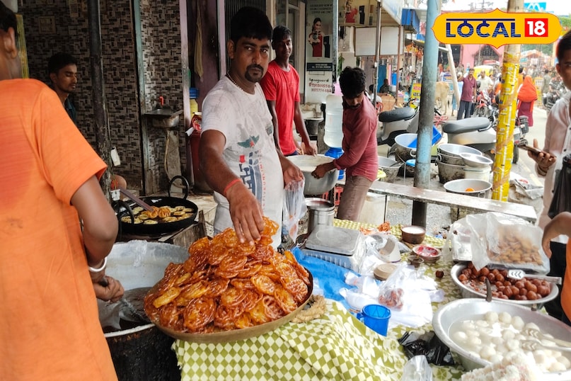 Sawan is specially made in Deoghar and surrounding area on Monday 