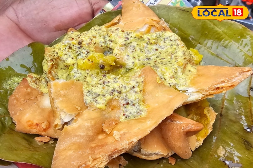 The most famous samosa in Jamui, mustard sauce samosa, Bihar's famous street food, where is the best samosa, Best Samosa in Jamui, Famous Samosa in Bihar, Samosa Recipe, Local 18, Bihar, BIHAR, BIHAR, Jamui 