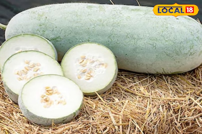 Looks like a gourd.