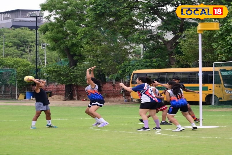 Bokaro's daughter Yuri Sethi selected in Indian corfball team, will show strength in the championship to be held in China Bokaro's daughter Yuri Sethi selected in Indian corfball team, will show strength in the championship to be held in China