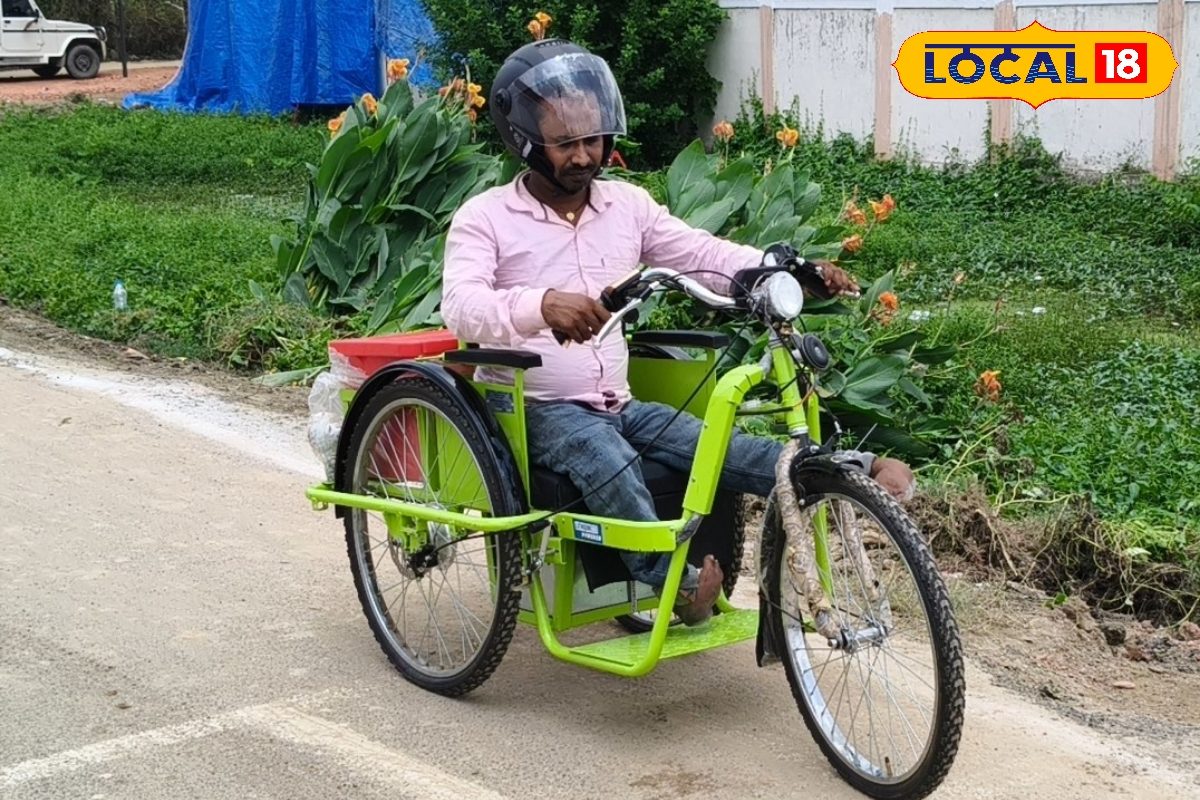 मुजफ्फरपुर में ट्राईसाइकिल मिलने पर खुशी से झूम उठे दिव्यांग, करेंगे बिजनेस