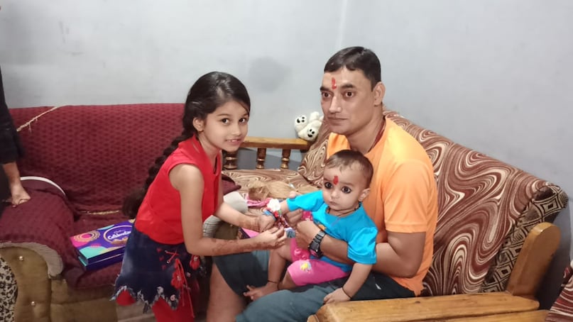 Raksha Bandhan 2025 Shubh Muhurat, Bhadra Time Raksha Bandhan 2025 Shubh Muhurat, Bhadra Time