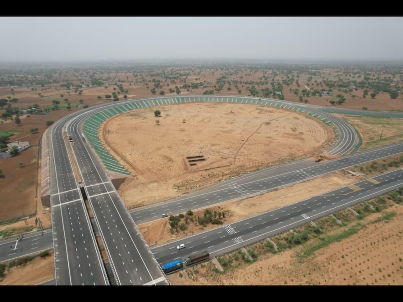 JP Expressway5 1 2025 07 4b67ac1743f1970c6ec8af21776c9282