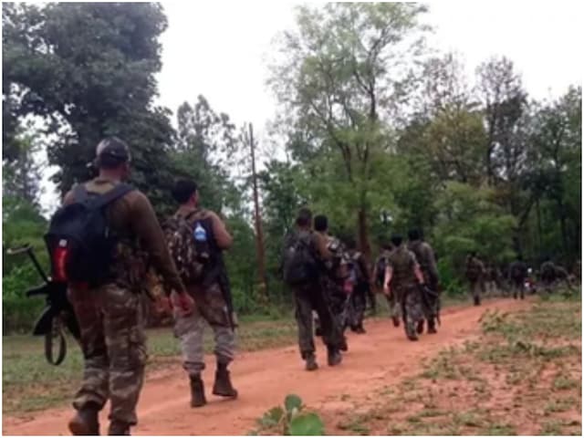 माओवादी कर रहे थे किसी बड़े हमले की प्लानिंग, कंधमाल में मिला गुप्त ठिकाना माओवादी कर रहे थे किसी बड़े हमले की प्लानिंग, कंधमाल में मिला गुप्त ठिकाना