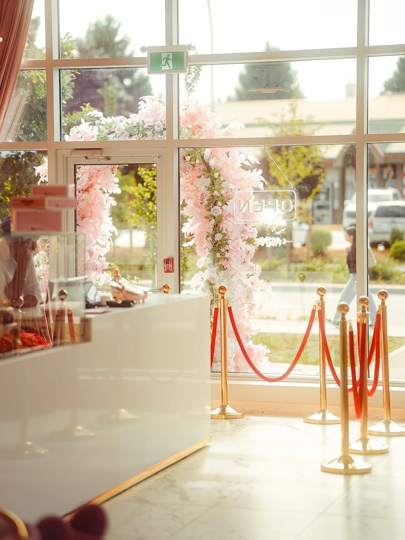 Kapil Sharma New Cafe, Kapil Sharma Kaps Cafe, Kapil Sharma New Cafe Menu, Kapil Sharma New Cafe Photos, Kapil Sharma News, Kapil Sharma Business, Kapil Sharma Business, Kapil Sharma Canada Cafe, Kapil Sharma Cafe