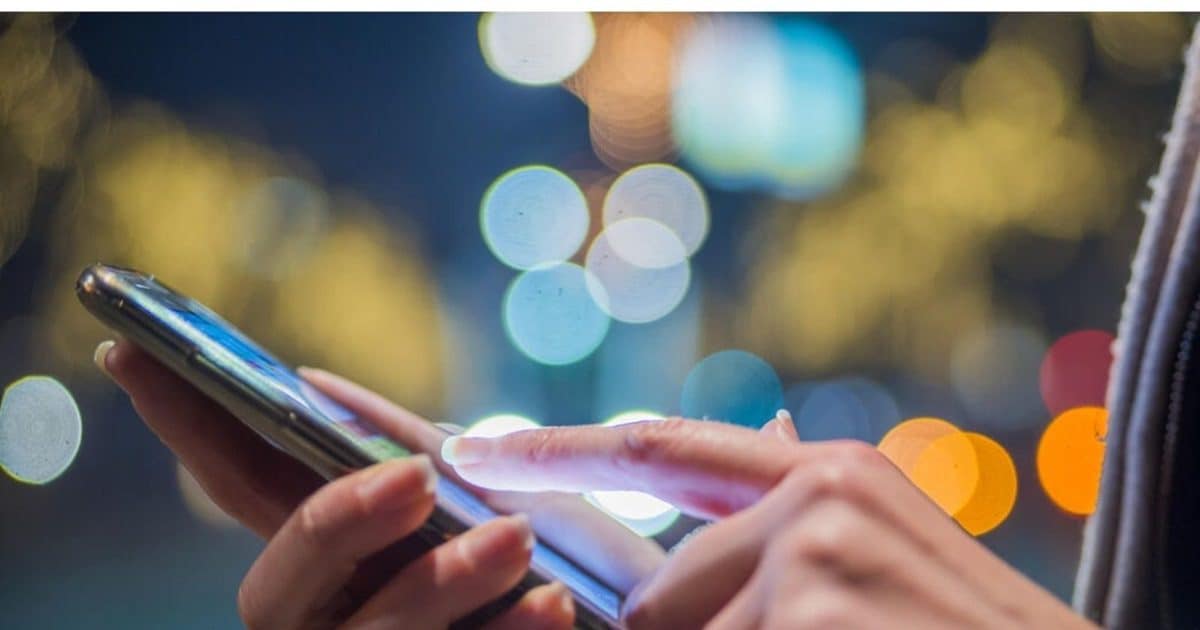 Tach – mobile recharge plan price hike expecting at the end 2025 tariffs rate revision jio airtel vodafone- इस साल फिर लगेगा ग्राहकों को बड़ा झटका, महंगे हो सकते हैं रिचार्ज प्लान, तैयारी में कंपनियां