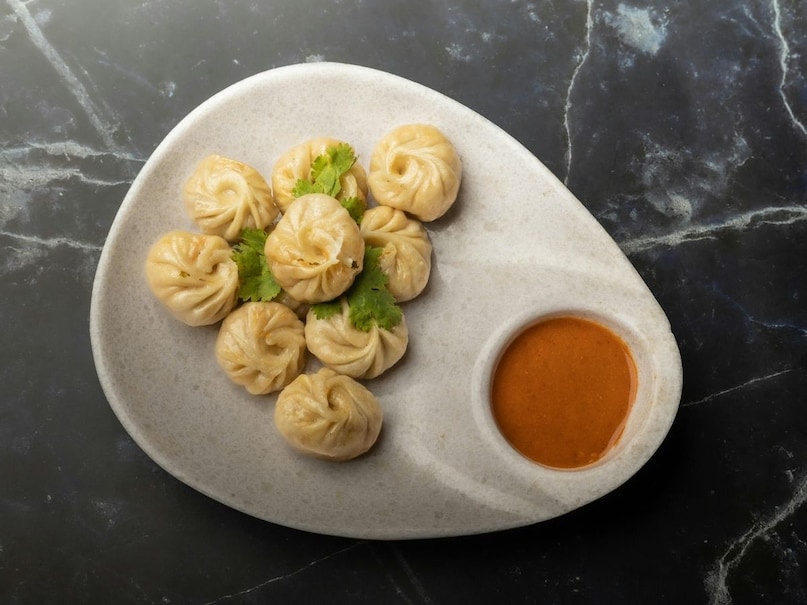 Momos