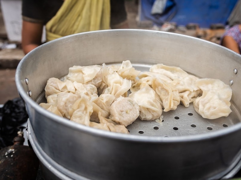 Momos