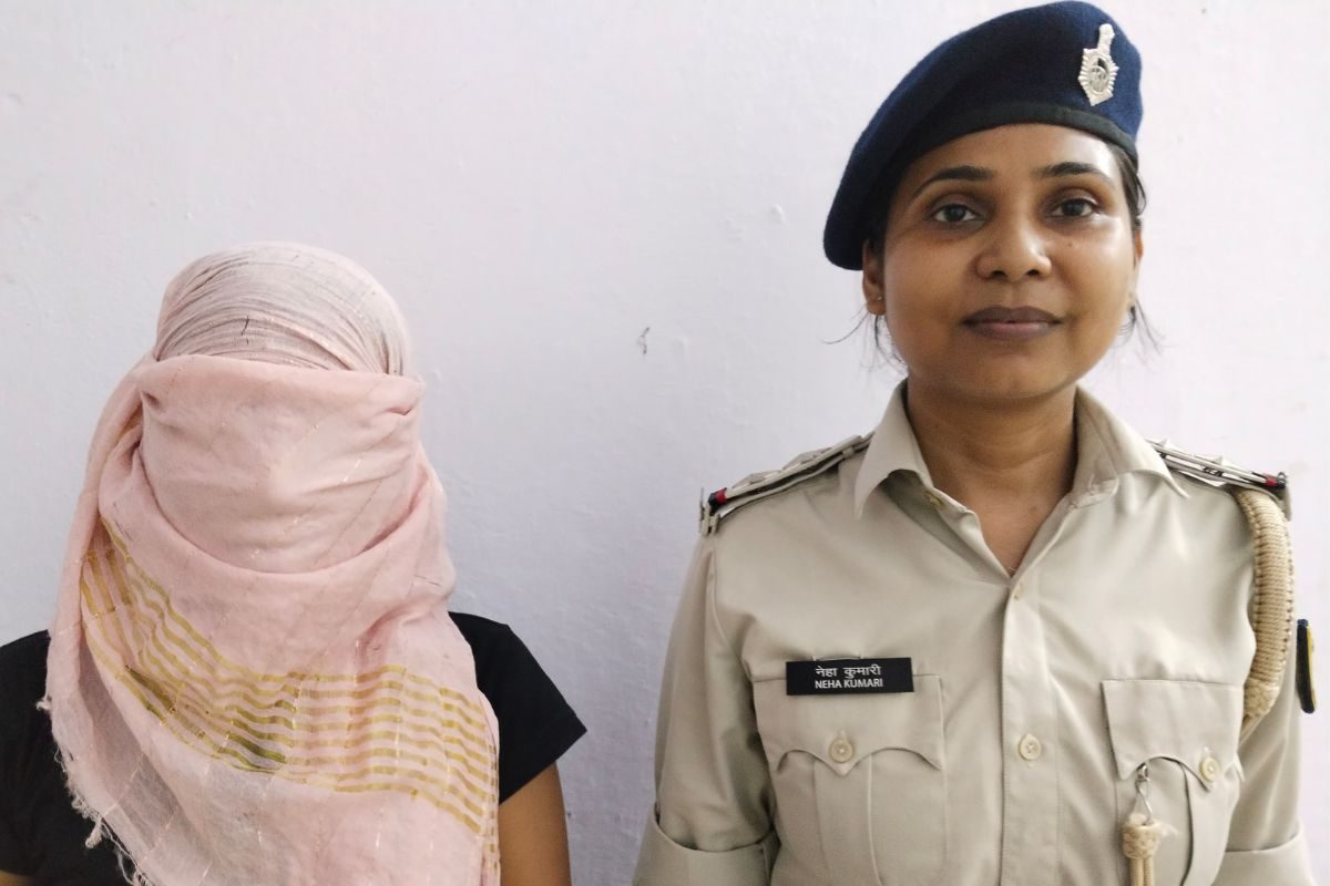 लाखों फॉलोअर्स वाली यूट्यूबर गायिका कर रही थी कांड, सच्चाई जान उड़ जाएंगे होश!