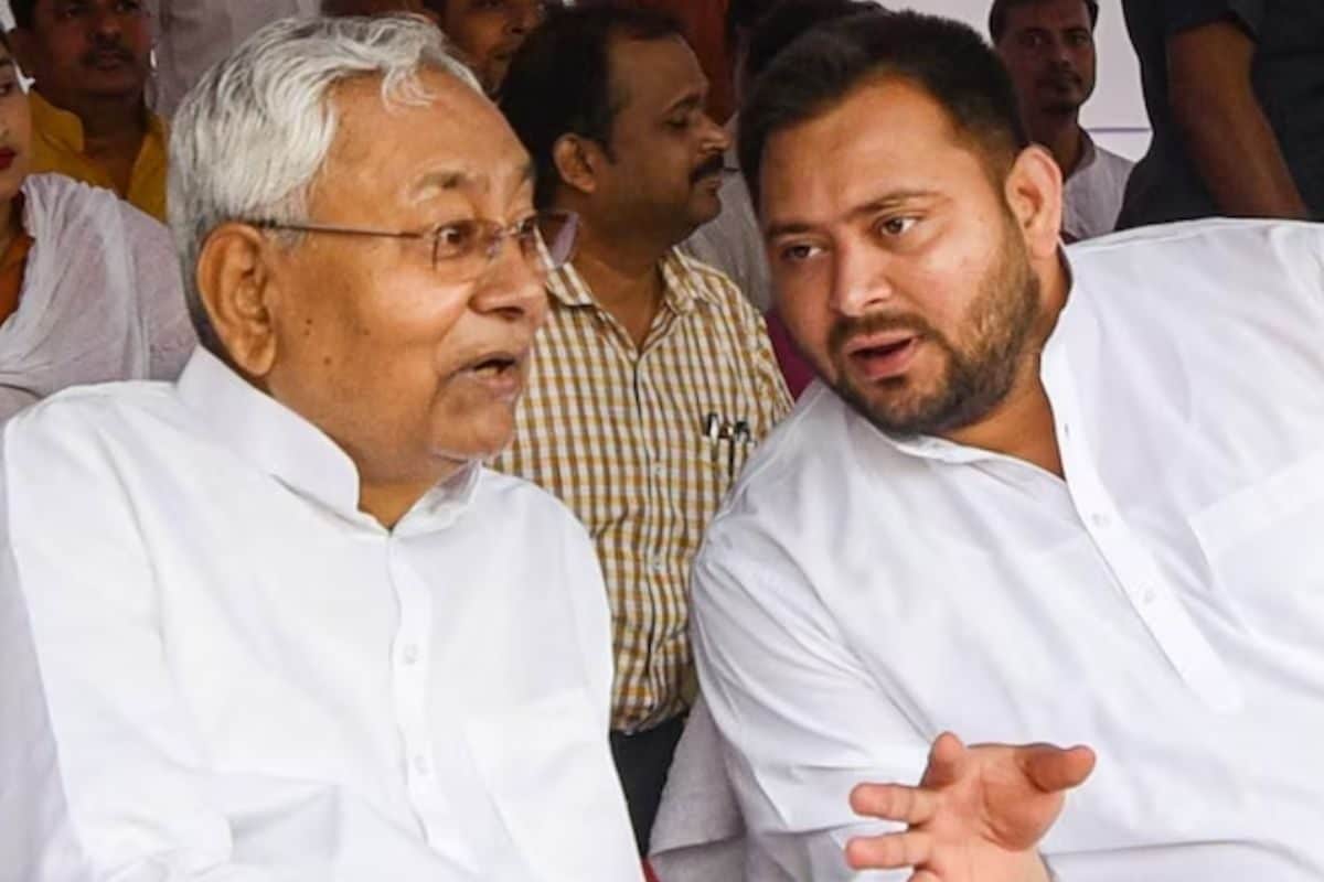 तेजस्वी लेकर आए एक और योजना... चाचा-भतीजे की जंग में कौन मारेगा बाजी?