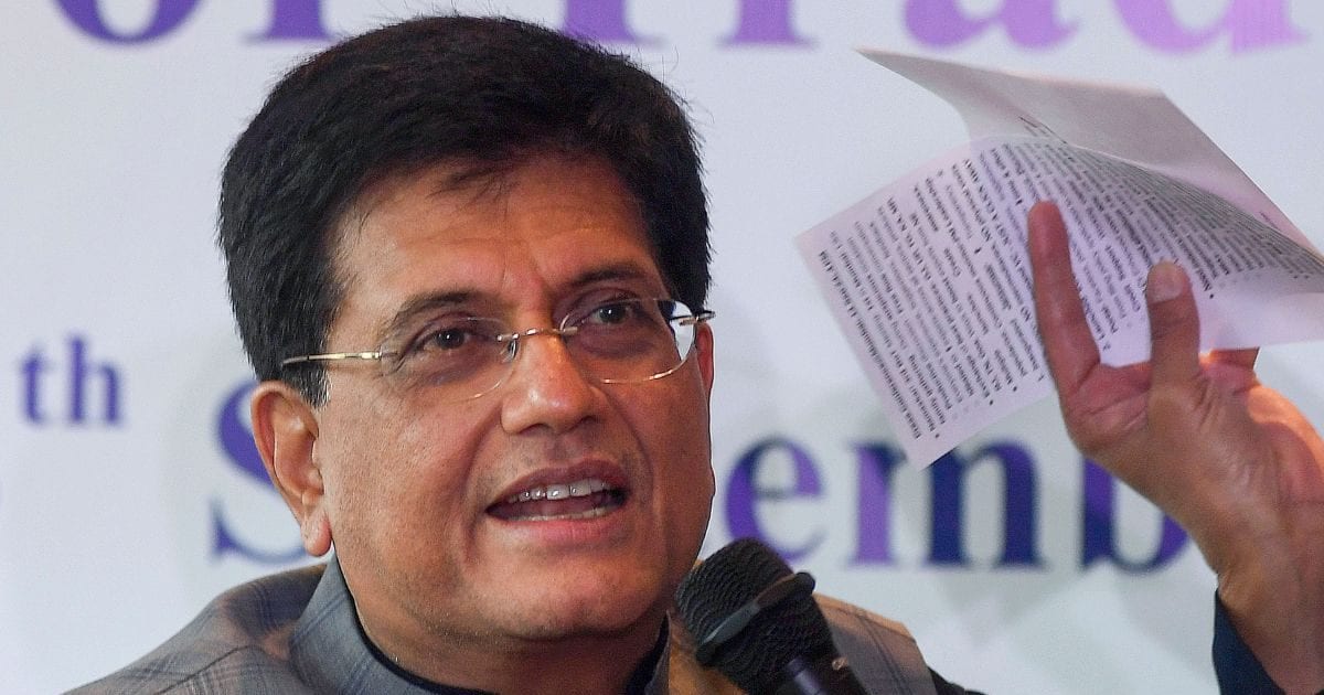 झुकेगा नहीं भारत... ट्रंप के टैरिफ वार पर गोयल का बयान, रिश्तों में तल्खी तय
