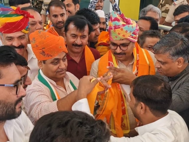 राजस्थान आदिवासी अंचल में कांग्रेस का महामंथन, जानें क्यों पड़ रही इसकी जरुरत? राजस्थान आदिवासी अंचल में कांग्रेस का महामंथन, जानें क्यों पड़ रही इसकी जरुरत?
