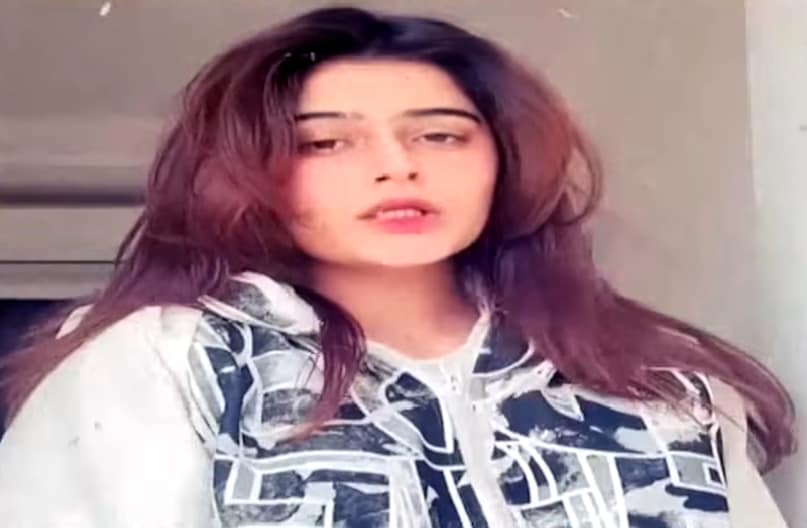 Saba Qureshi Saba Qureshi