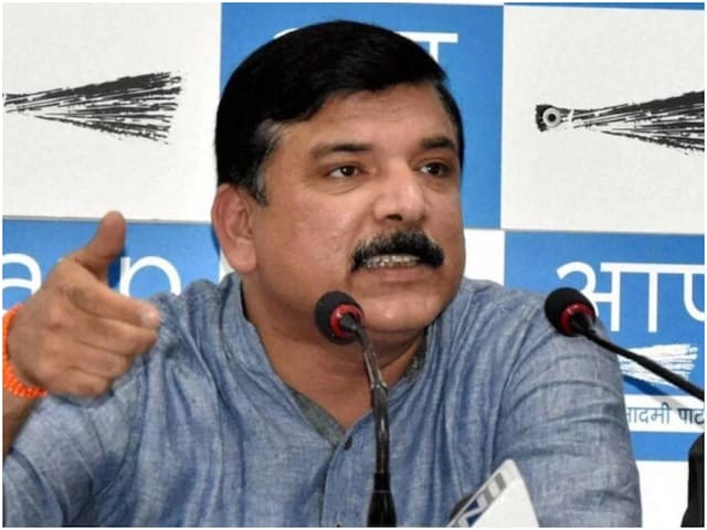 रेलवे स्टेशनों पर कुलियों की बेरोजगारी का मुद्दा संसद में उठाएंगे संजय सिंह