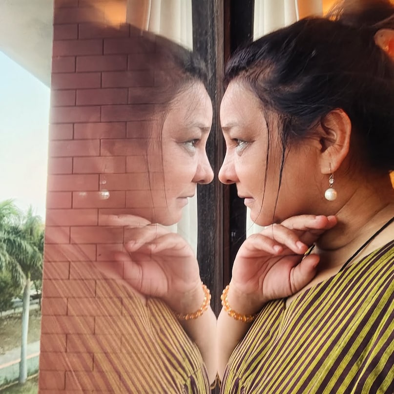 Sunita Rajwar, Sunita Rajwar News, Kranti devi aka Sunita Rajwar, sunita rajwar movies and tv shows, sunita rajwar husband, Sunita Rajwar and Nawazuddin Siddiqui, sunita rajwar web series, why Sunita Rajwar filed defamation case against Nawazuddin Siddiqui, सुनीता राजवार, सुनीता राजवार समाचार, क्रांति देवी उर्फ सुनीता राजवार, सुनीता राजवार फिल्में और टीवी शो, सुनीता राजवार पति, सुनीता राजवार और नवाजुद्दीन सिद्दीकी, सुनीता राजवार वेब सीरीज, सुनीता राजवार ने नवाजुद्दीन सिद्दीकी के खिलाफ मानहानि का मुकदमा क्यों दायर किया 