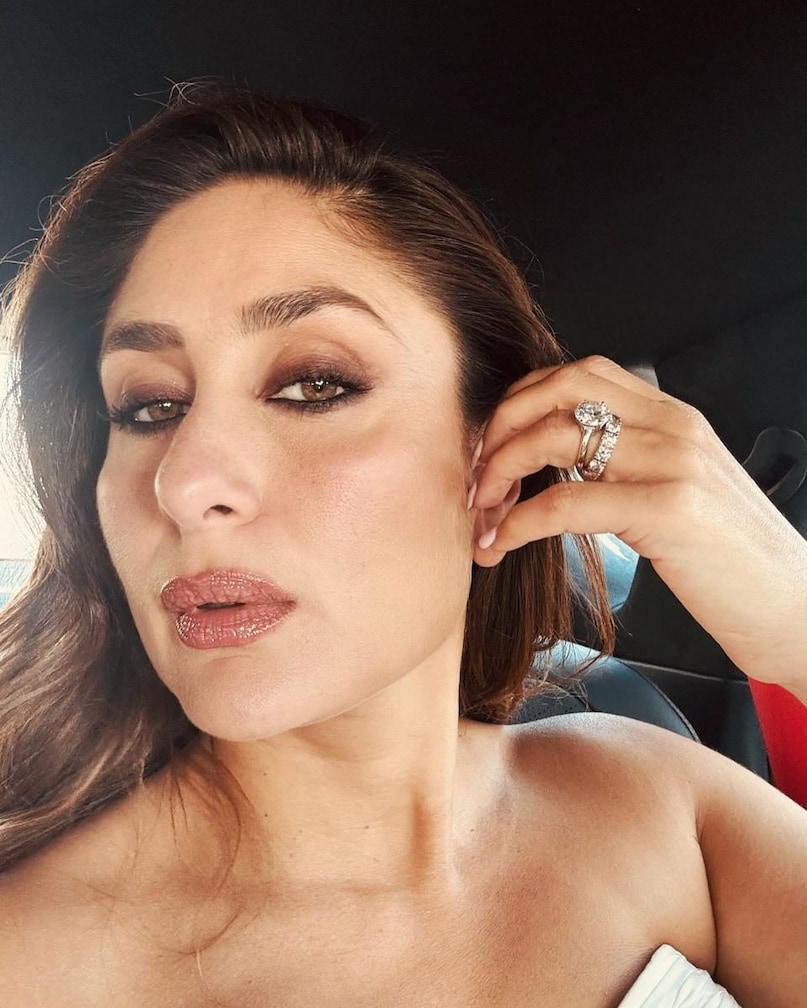 Kareena Kapoor Khan, Kareena Kapoor Khan news, Kareena Kapoor Khan going to be first actress who is going to romance 20 year younger actor, Kareena Kapoor Khan Upcoming Film, करीना कपूर खान, करीना कपूर खान की खबर, करीना कपूर खान पहली ऐसी अभिनेत्री बनने जा रही हैं जो 20 साल छोटे अभिनेता के साथ रोमांस करने जा रही हैं, करीना कपूर खान की आने वाली फिल्म Kareena Kapoor Khan, Kareena Kapoor Khan news, Kareena Kapoor Khan going to be first actress who is going to romance 20 year younger actor, Kareena Kapoor Khan Upcoming Film, करीना कपूर खान, करीना कपूर खान की खबर, करीना कपूर खान पहली ऐसी अभिनेत्री बनने जा रही हैं जो 20 साल छोटे अभिनेता के साथ रोमांस करने जा रही हैं, करीना कपूर खान की आने वाली फिल्म