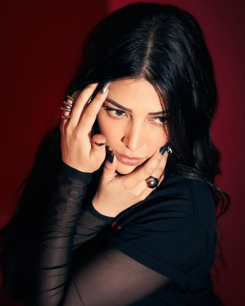 Shruti Haasan, Shruti Haasan News, Shruti haasan reveal why South Indian stars are so humble, shruti haasan interview, kamal haasan, rajinikanth, prabhas, Shruti Haasan says fear of Saraswati in South Indian stars , श्रुति हासन, श्रुति हासन ने बताया क्यों हंबल होते हैं साउथ स्टार्स, साउथ स्टार्स में मां सरस्वती का डर Shruti Haasan, Shruti Haasan News, Shruti haasan reveal why South Indian stars are so humble, shruti haasan interview, kamal haasan, rajinikanth, prabhas, Shruti Haasan says fear of Saraswati in South Indian stars , श्रुति हासन, श्रुति हासन ने बताया क्यों हंबल होते हैं साउथ स्टार्स, साउथ स्टार्स में मां सरस्वती का डर