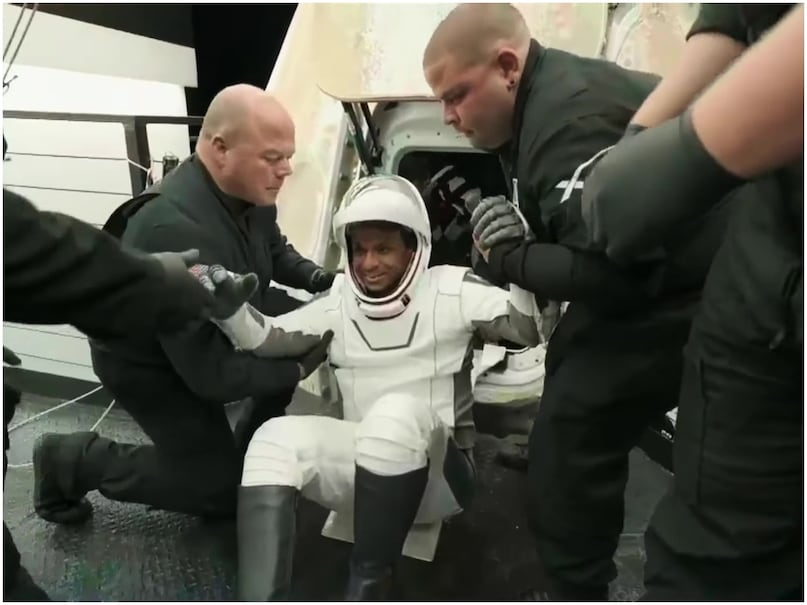 Shubhanshu Shukla First Image, Dragon capsule, Shubhanshu Shukla First Piture, Shubhanshu Shukla News, Shubhanshu Shukla Earth Landing, Shubhanshu Shukla Live Updates, Shubhanshu Shukla Return from ISS, axiom 4 mission, Shubhanshu Shukla , Shubhanshu Shukla Space Journey, शुभांशु शुक्ला पहली तस्वीर, ड्रैगन कैप्सूल, शुभांशु शुक्ला फर्स्ट इमेज, शुभांशु शुक्ला न्यूज, शुभांशु शुक्ला धरती लैंडिंग, शुभांशु शुक्ला लाइव अपडेट, शुभांशु शुक्ला आईएसएस से वापसी, एक्सिओम 4 मिशन, शुभांशु शुक्ला लेटेस्ट न्यूज, शुभांशु शुक्ला अंतरिक्ष यात्रा Shubhanshu Shukla First Image, Dragon capsule, Shubhanshu Shukla First Piture, Shubhanshu Shukla News, Shubhanshu Shukla Earth Landing, Shubhanshu Shukla Live Updates, Shubhanshu Shukla Return from ISS, axiom 4 mission, Shubhanshu Shukla , Shubhanshu Shukla Space Journey, शुभांशु शुक्ला पहली तस्वीर, ड्रैगन कैप्सूल, शुभांशु शुक्ला फर्स्ट इमेज, शुभांशु शुक्ला न्यूज, शुभांशु शुक्ला धरती लैंडिंग, शुभांशु शुक्ला लाइव अपडेट, शुभांशु शुक्ला आईएसएस से वापसी, एक्सिओम 4 मिशन, शुभांशु शुक्ला लेटेस्ट न्यूज, शुभांशु शुक्ला अंतरिक्ष यात्रा