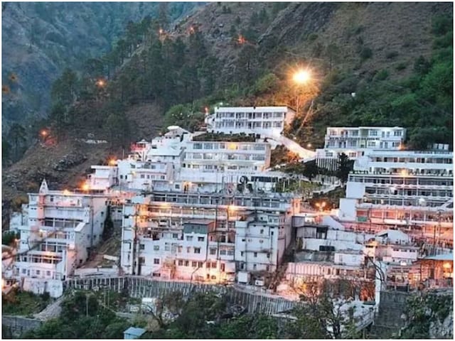 भक्तों के लिए बड़ी खबर, वैष्णो देवी मंदिर जाने वाला ताराकोट मार्ग फिर से खुला