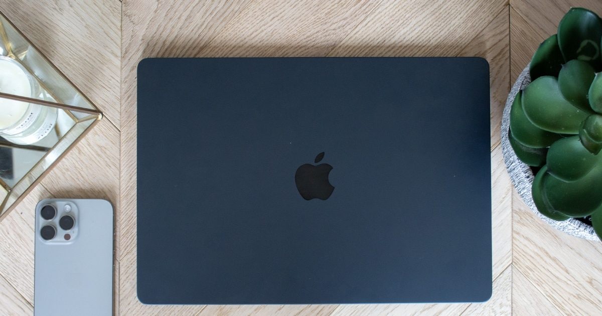 Tach – 69,990 रुपये में म‍िल रहा MacBook Air M2, 2025 में आपको खरीदना चाह‍िए या नहीं?