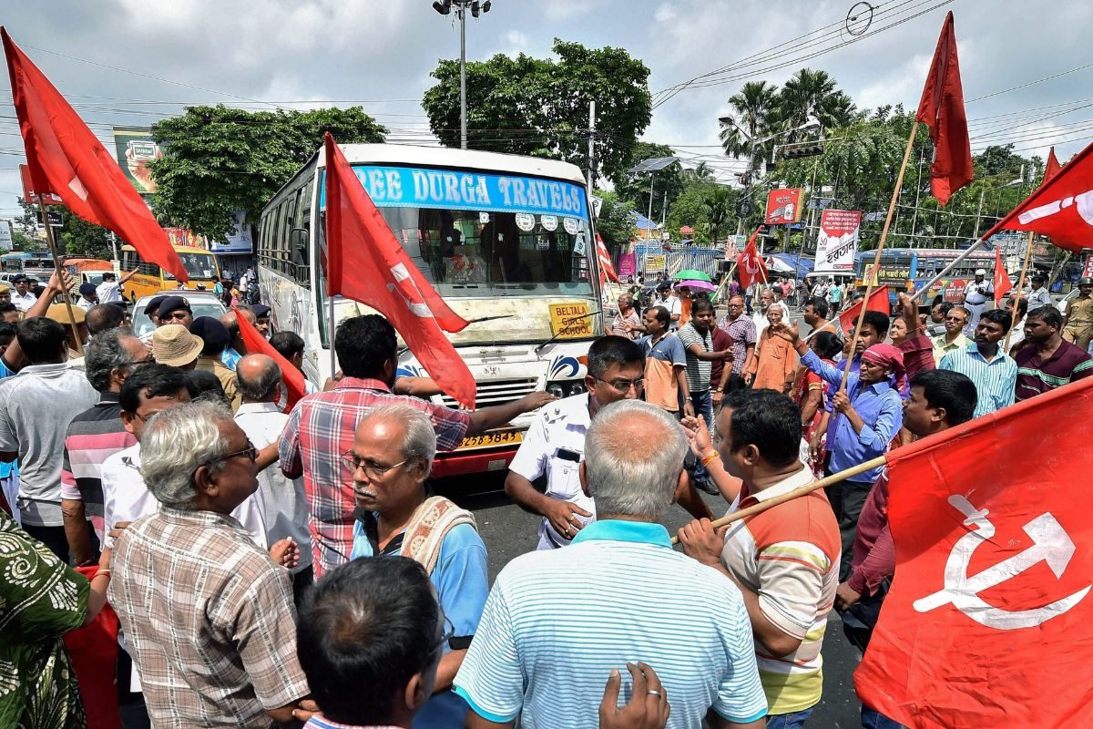 कल भारत बंद 25 करोड़ वर्कर्स हड़ताल पर क्या-क्या खुला रहेगा काम का हर अपडेट
