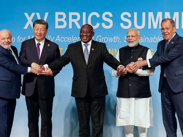 BRICS ने पहलगाम हमले की निंदा की, कहा- आतंकवाद पर अब बहाना नहीं चलेगा BRICS ने पहलगाम हमले की निंदा की, कहा- आतंकवाद पर अब बहाना नहीं चलेगा