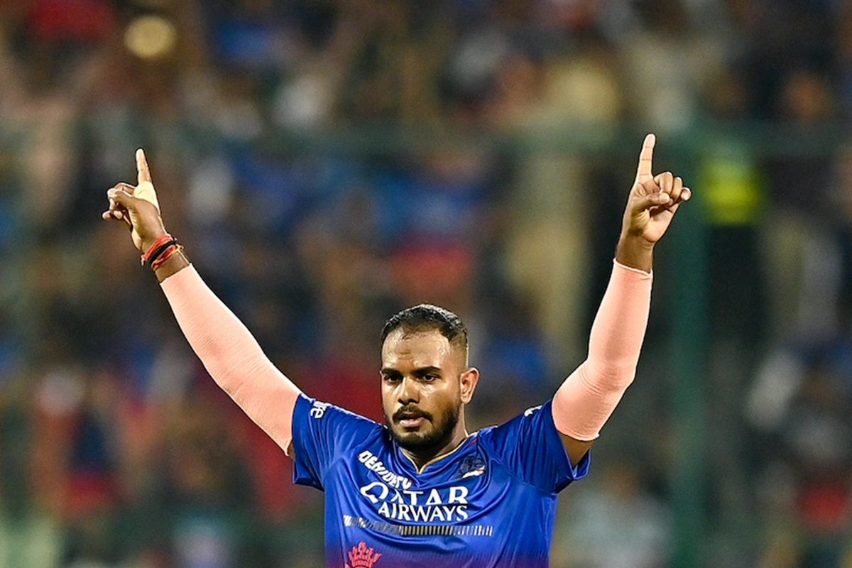 I Phone चुराया, लाखों रुपये लिए..यौन शोषण केस में अब यश दयाल ने की FIR की मांग