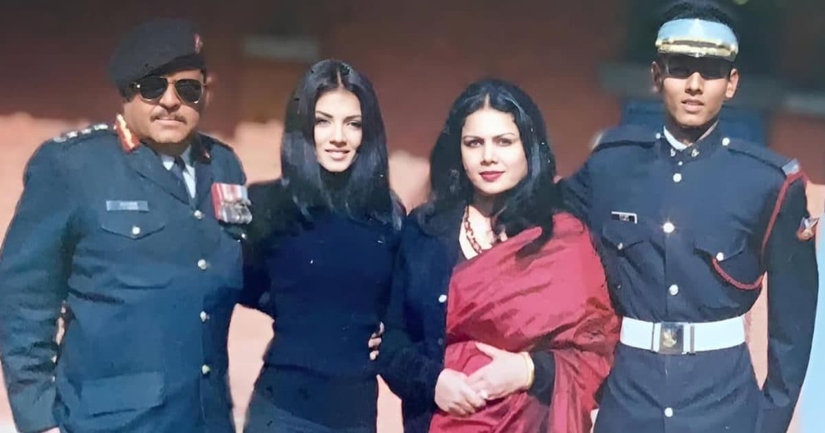 कारगिल दिवस पर पिता की शहादत को याद कर भावुक हुईं सेलिना जेटली, सिद्धार्थ ने विक्रम बत्रा को दी श्रद्धांजलि