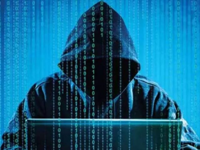 मोबाइल और लैपटॉप से करते शातिरगीरी और एक दिन में ही ठग लेते 1 से 4 करोड़