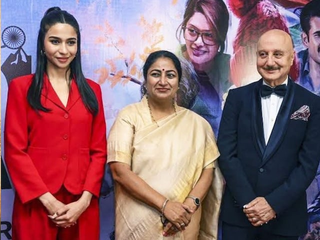 मध्य प्रदेश के बाद दिल्ली में भी टैक्स फ्री हुई ‘तन्वी द ग्रेट’, सीएम रेखा गुप्ता ने किया ऐलान मध्य प्रदेश के बाद दिल्ली में भी टैक्स फ्री हुई ‘तन्वी द ग्रेट’, सीएम रेखा गुप्ता ने किया ऐलान