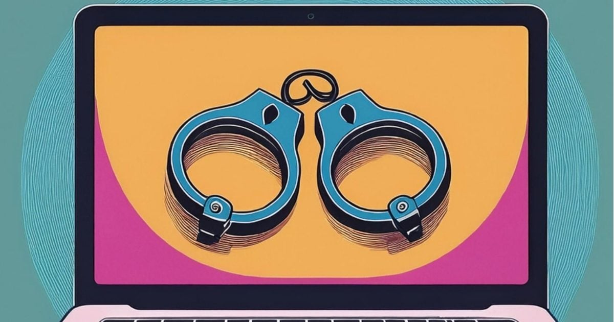 हेलो मैं IPS का आदमी बोल रहा हूं...फिर रिटायर्ड कर्मचारी के साथ हुआ बड़ा कांड