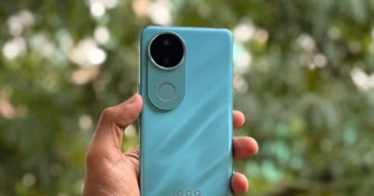 Tach – मीडियाटेक डाइमेंशन 7400 चिप के साथ iQOO Z10R भारत में लॉन्च; कीमत और स्पेसिफिकेशन देखें