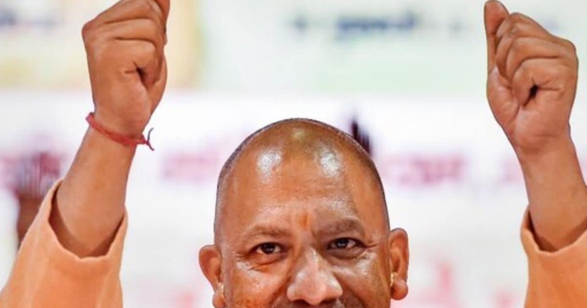 बाबा के नाम बड़ा रिकॉर्ड, बन गए यूपी के साथ अधिक समय तक रहने वाले CM, माया-मुलायम को छोड़ा पीछे