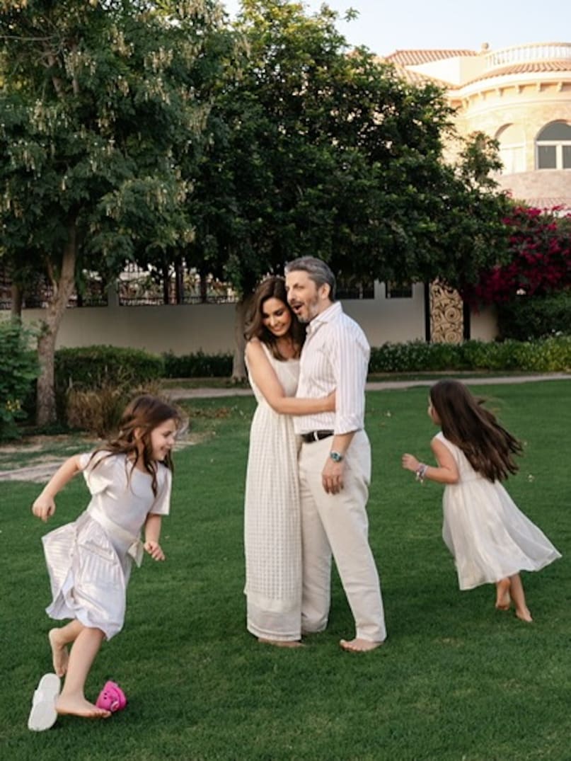 lisa Ray daughters pics-