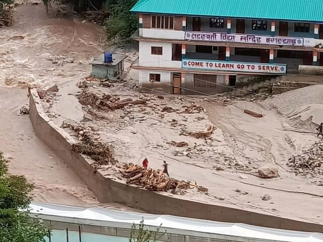 10 मौतें, 34 लापता और सैंकड़ों फंसे...हिमाचल में राहत-बचाव के लिए उतरी सेना