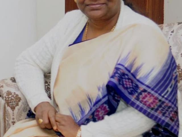 यह महिला है भारत की सबसे बड़ी निवेशक! 100 कंपनियों में 42 लाख करोड़ का निवेश यह महिला है भारत की सबसे बड़ी निवेशक! 100 कंपनियों में 42 लाख करोड़ का निवेश