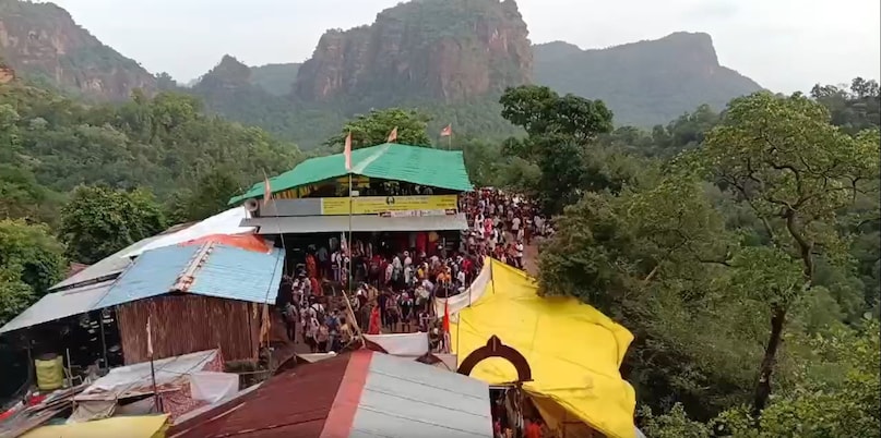 naag panchami, naag panchami news, naag panchami pooja, naag panchami 2025, Nagdwar Swami Temple,  pachmarhi Nagdwar Swami Temple, naglok, naglok ka rasta, naglok mp, naglok ka rasta mp, shiv temple, unique shiv temple, mp news, पचमढ़ी, नागलोक का मार्ग , नागद्वारी मंदिर, नागद्वारी मंदिर मध्य प्रदेश, नागद्वारी मंदिर की कहानी, नाग पंचमी 2025, मध्य प्रदेश समाचार