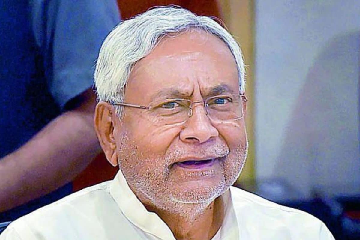 नीतीश सरकार का गरीब परिवारों को 2-3 लाख का वादा, कितनी हकीकत, कितना जुमला?