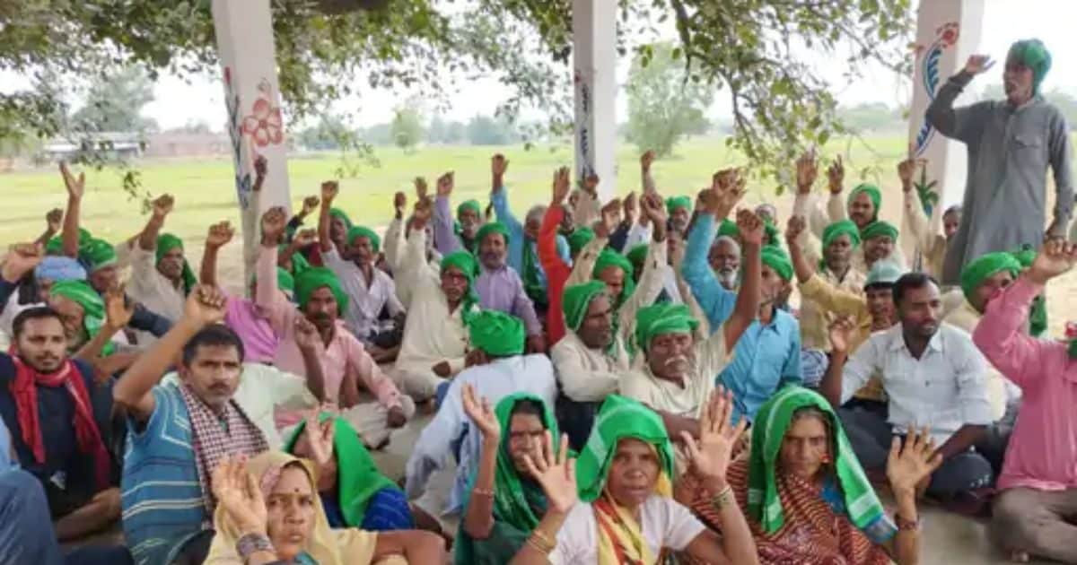 43 दिन से सड़कों पर किसान! चकबंदी घोटाले पर बवाल, सरकार के आदेश के बाद बेखौफ ‘बाबा के अधिकारी’