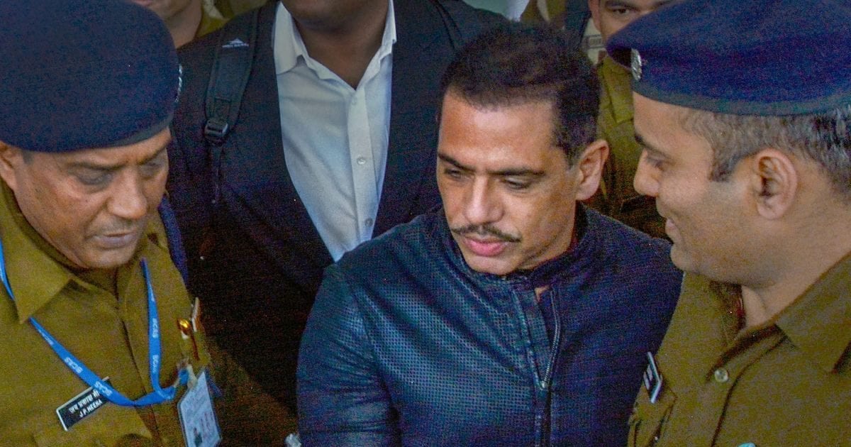 Robert Vadra land scam | रॉबर्ट वाड्रा पर PMLA की धारा 70 का वार, कैसे ED का चार्जशीट है खास? जानें वह बात जो नहीं है किसी को मालूम