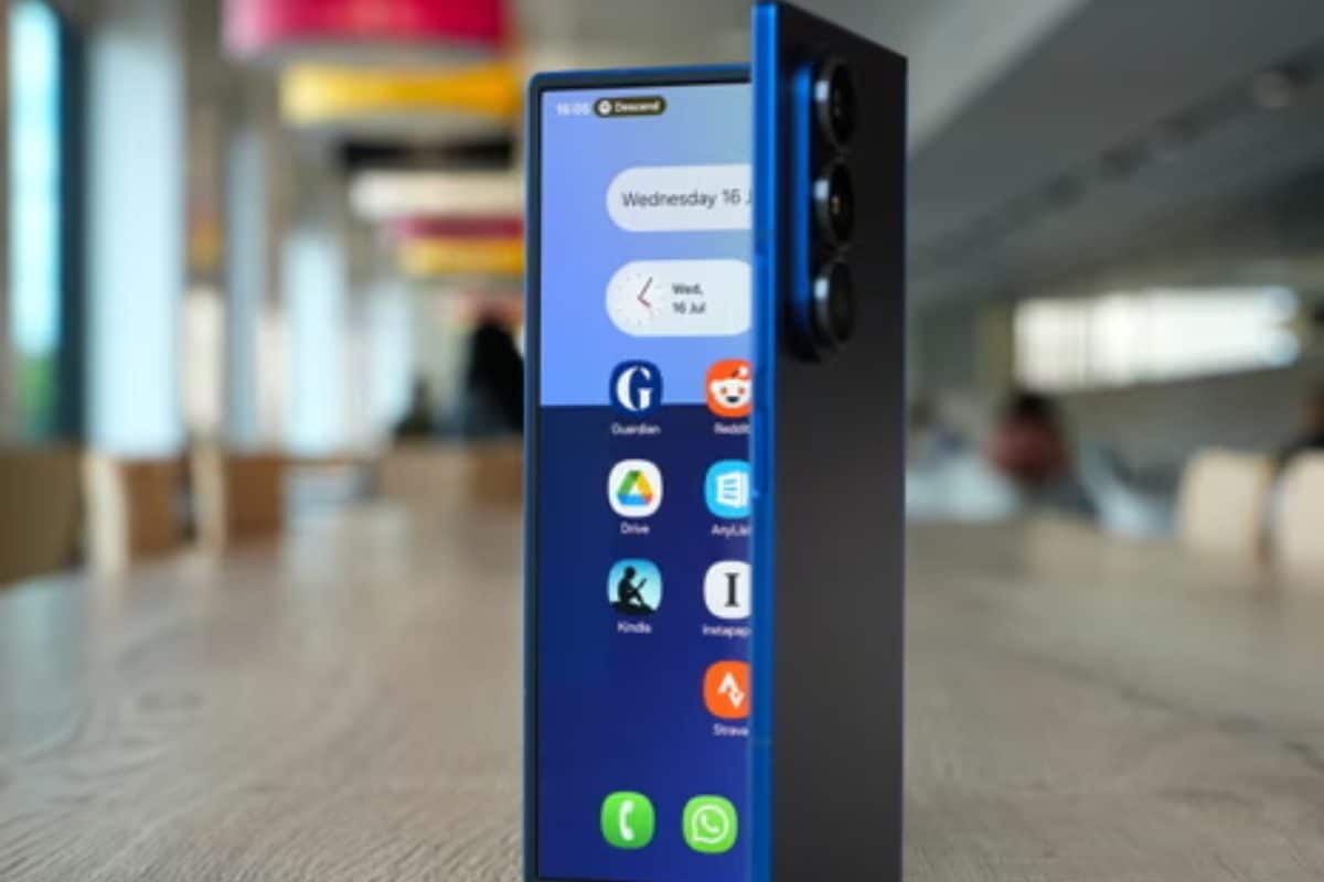भारत में Samsung Galaxy Z Fold 7, Galaxy Z Flip 7, Galaxy Watch 8 की सेल शुरू