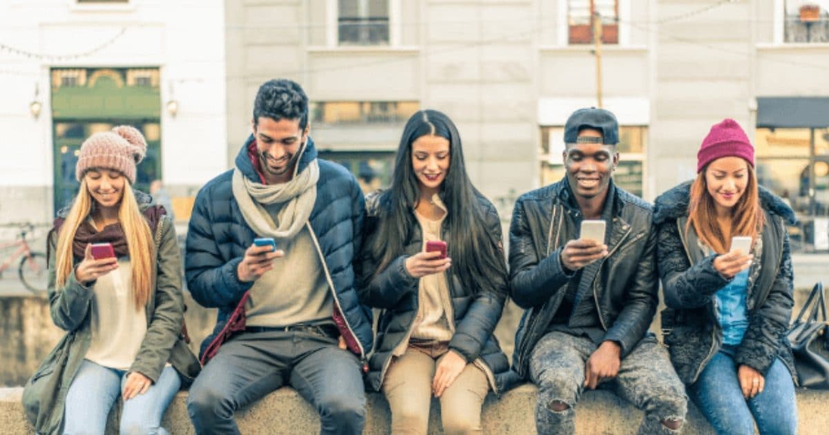 Tach – Top 10 देश, जहां दुनिया में सबसे ज्यादा हैं स्मार्टफोन यूजर्स, भारत की रैंकिंग हैरान कर देगी