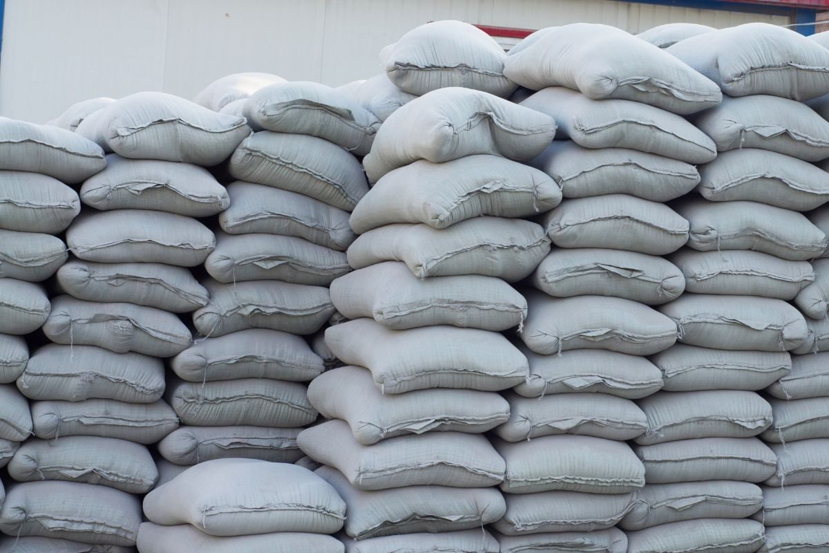 अडानी समूह ने 3 साल में बदल दिया सीमेंट कारोबार अब शुरू किया सबसे बड़ा प्‍लान