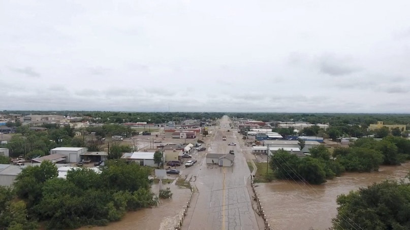 Texas flash flood, usa flash flood, llano river, USA Texas Flash Flood Pictures Texas flash flood, usa flash flood, llano river, USA Texas Flash Flood Pictures