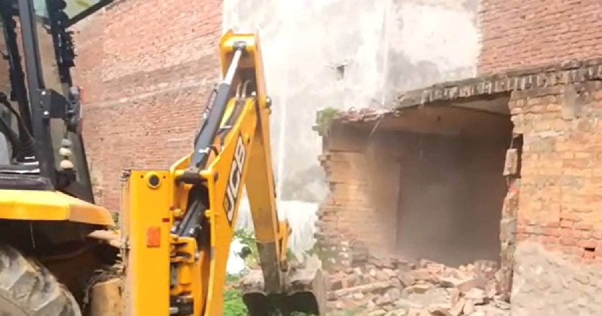 5,00,00,000 की 4 बीघा जमीन, भू-माफिया ने कर रखा था कब्जा, फिर यूं गरजा योगी का बुलडोजर