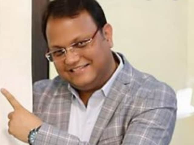 उल्‍लू ऐप पर लगा बैन! कौन है इसका मालिक, डर्टी पिक्‍चर बनाकर कितने पैसे कमाए